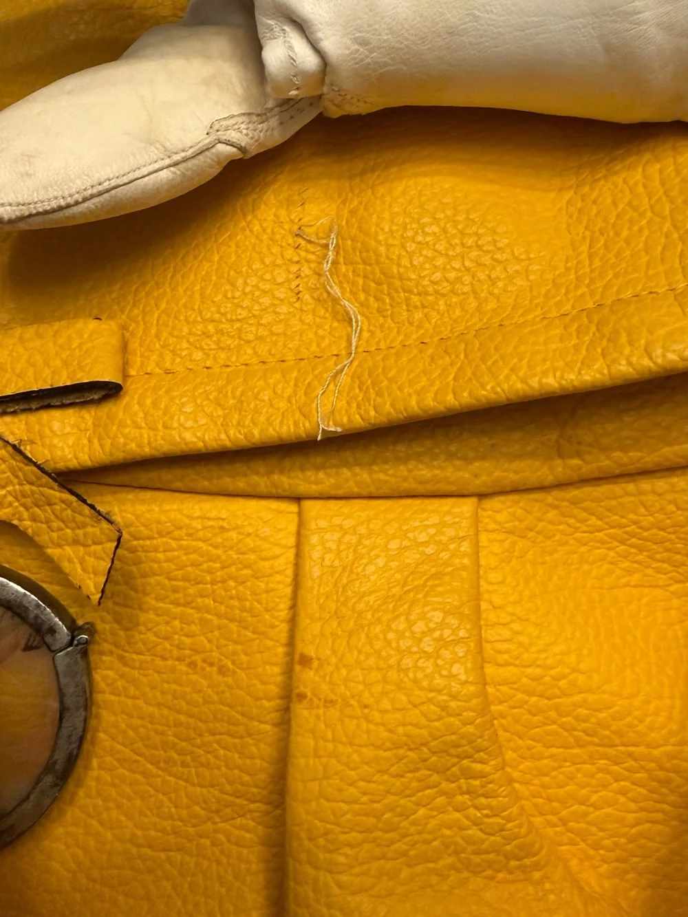 DeLirious Artwork Butte Montana Yellow Pebbled Leather Slouchy Hobo Bag Purse